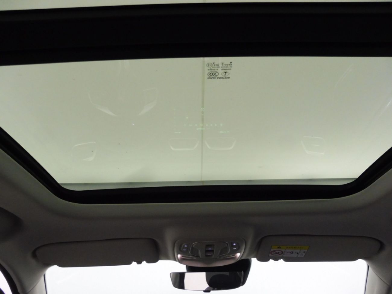 Mandataire MG ZS 1.5 HYBRID+ 197CH LUXURY