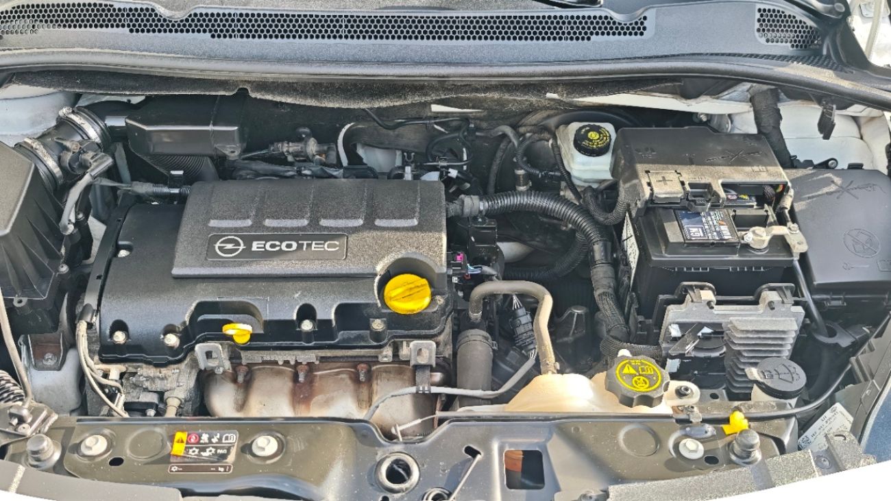Mandataire Opel CORSA 1.4 90 ch Essentia