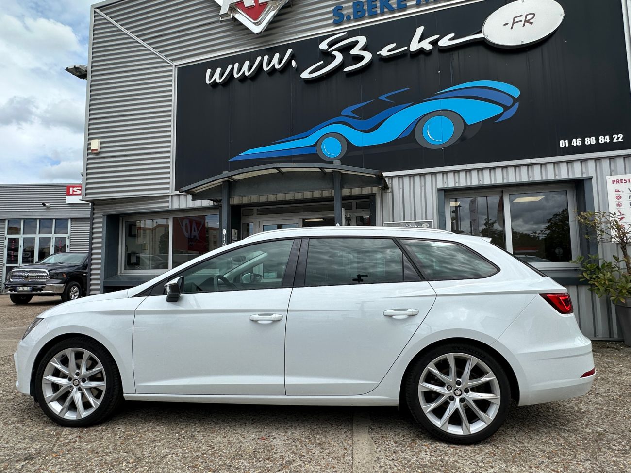 Mandataire Seat LEON ST 1.8 TSI 180 Start/Stop DSG7 FR