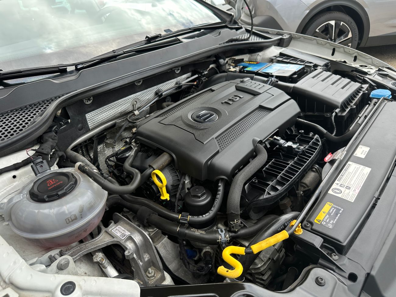 Mandataire Seat LEON ST 1.8 TSI 180 Start/Stop DSG7 FR