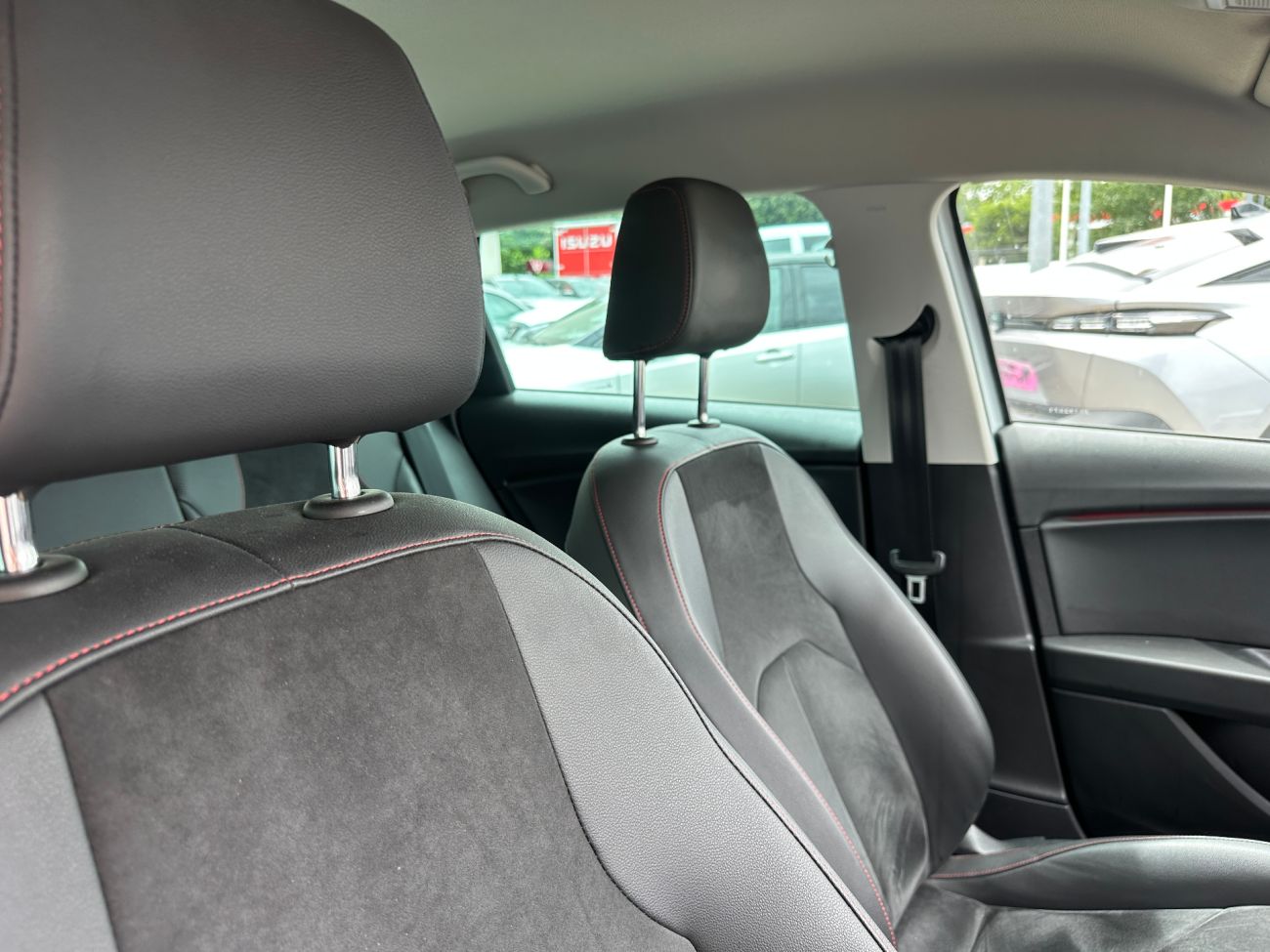 Mandataire Seat LEON ST 1.8 TSI 180 Start/Stop DSG7 FR