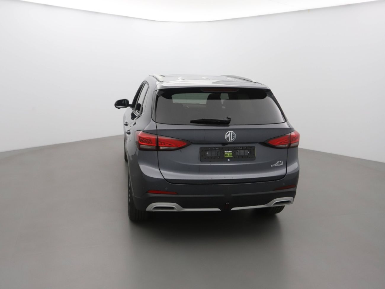 Mandataire MG ZS 1.5 HYBRID+ 197CH LUXURY