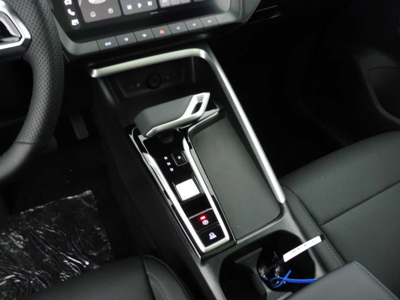 Mandataire MG ZS 1.5 HYBRID+ 197CH LUXURY