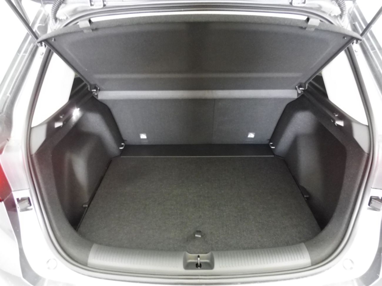 Mandataire MG ZS 1.5 HYBRID+ 197CH LUXURY