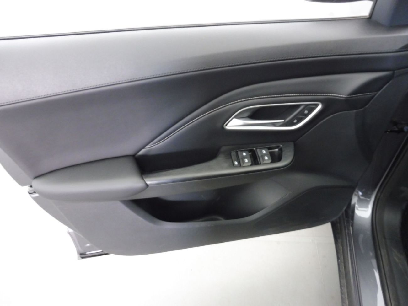 Mandataire MG ZS 1.5 HYBRID+ 197CH LUXURY