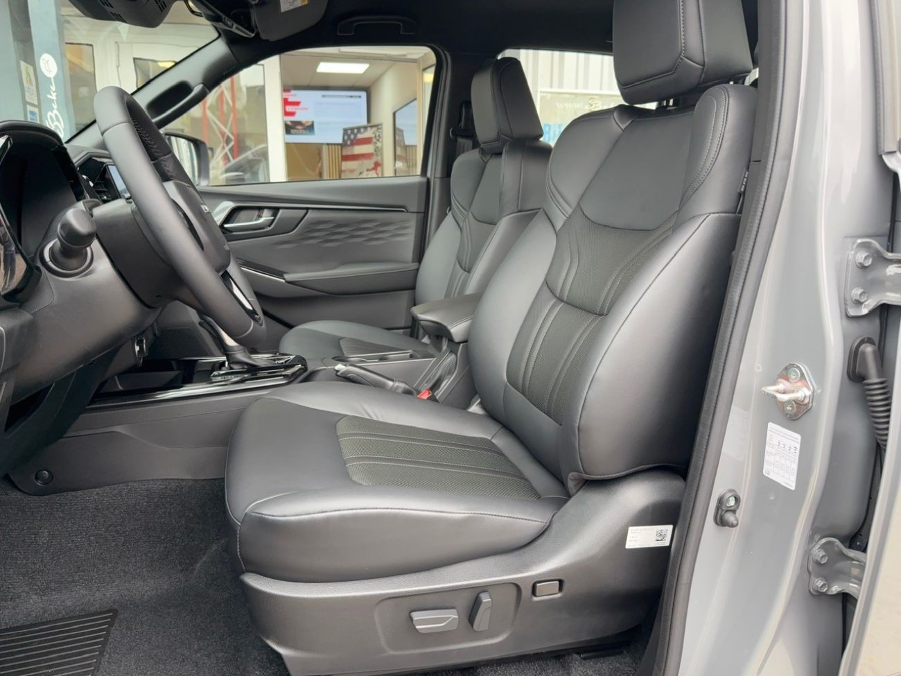 Mandataire ISUZU D-MAX CREW CABINE A/T NITRO SPORT 2.2l BVA8