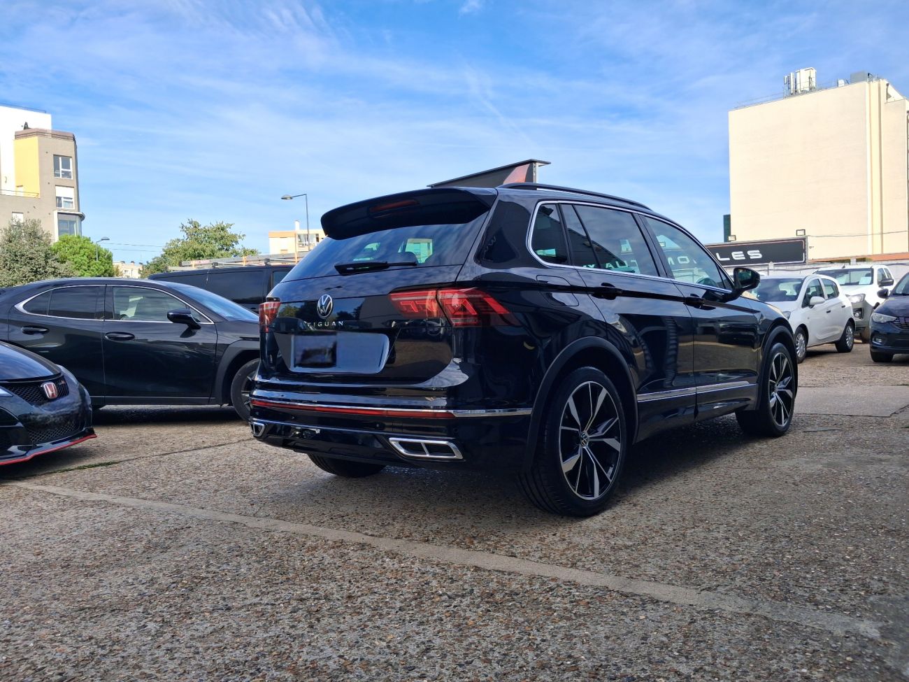 Mandataire VOLKSWAGEN TIGUAN 1.5 TSI 150ch DSG7 R-Line