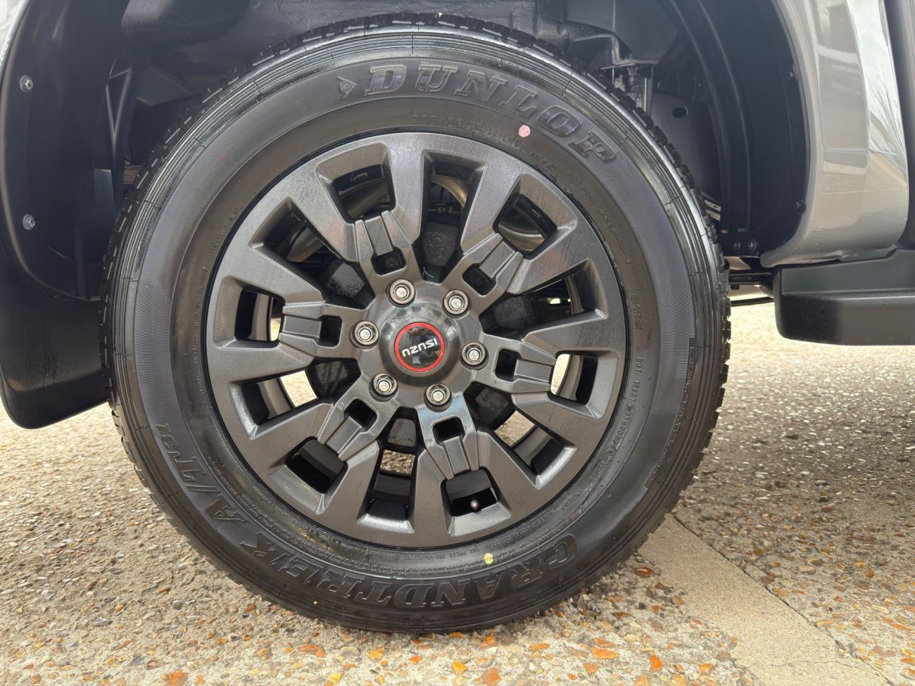 Mandataire ISUZU D-MAX CREW CABINE A/T NITRO SPORT 2.2l BVA8